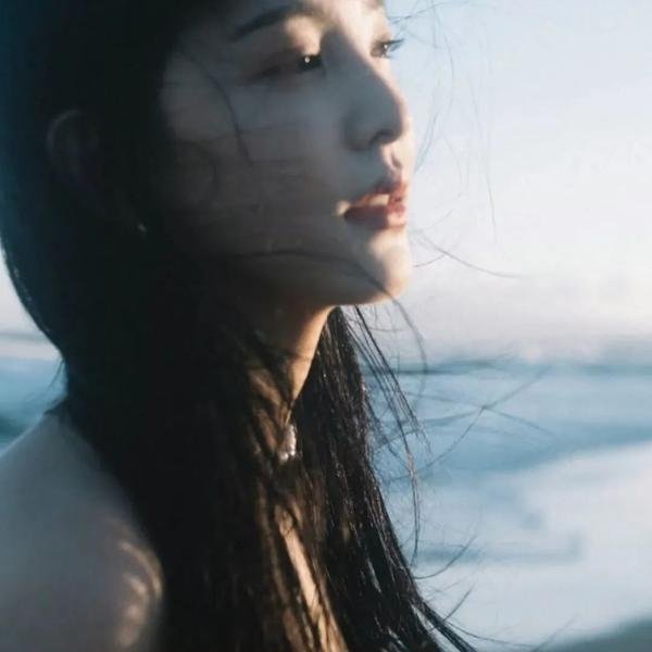 各有少年时海报