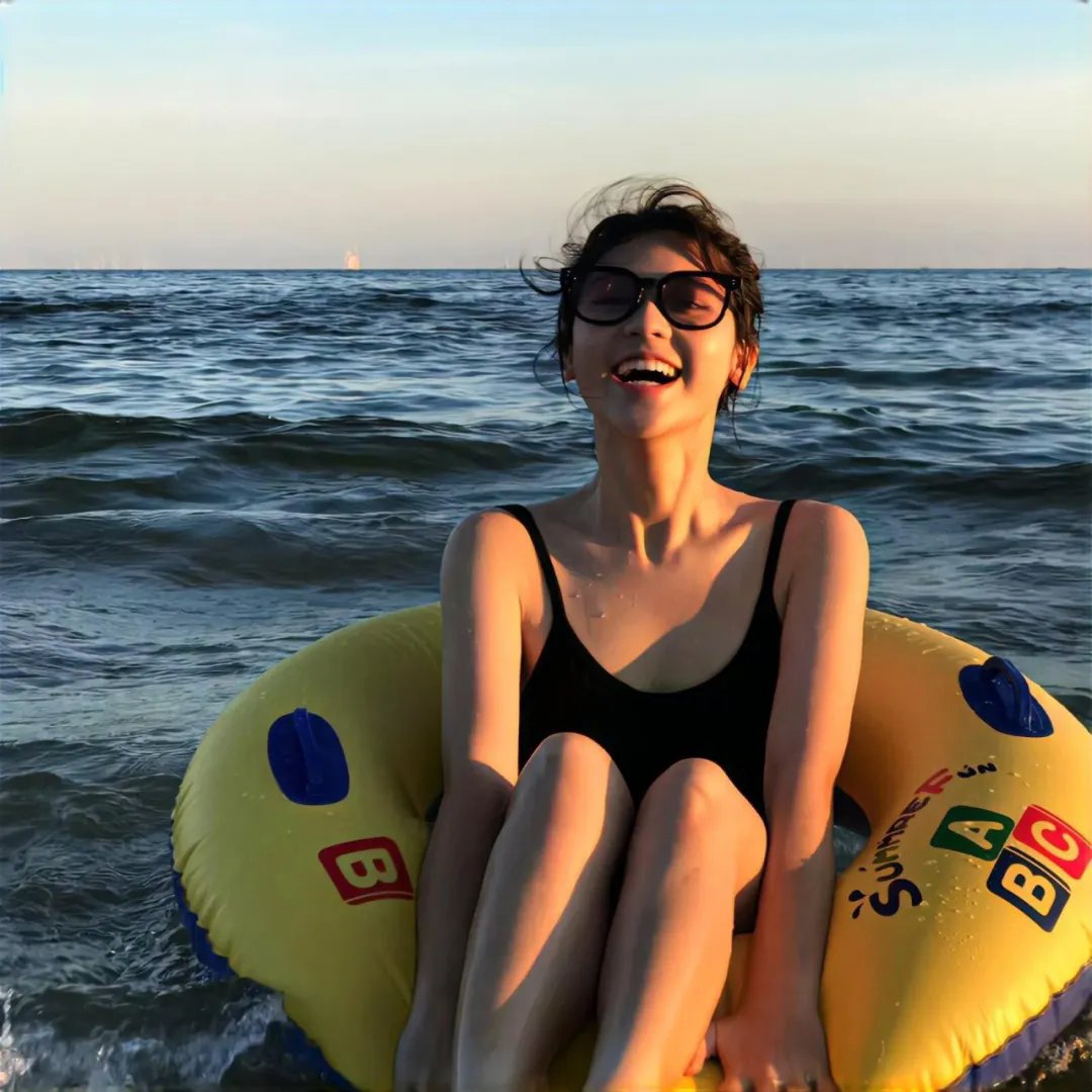 拂晓的尤娜海报